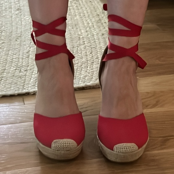 NWT Torrid Strappy Canvas Wedge - Picture 2 of 7